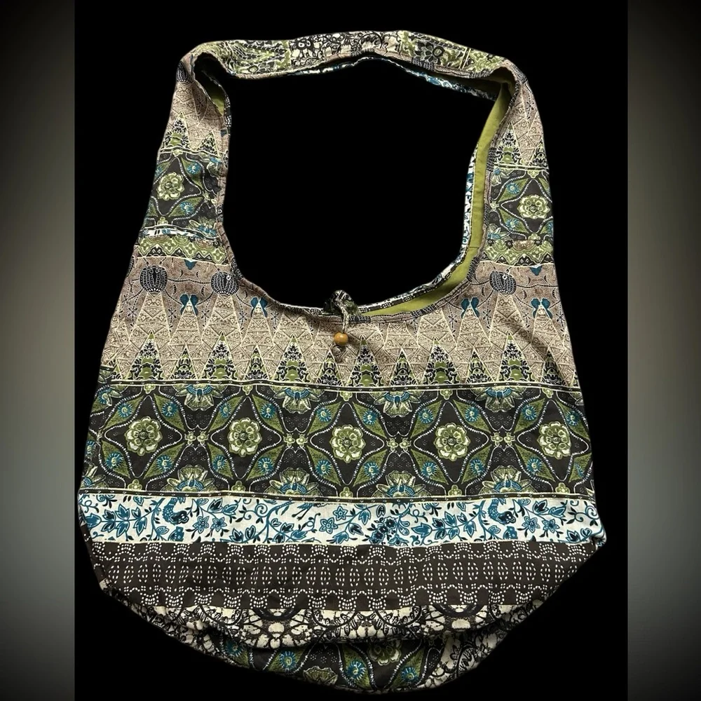 Sold. Old Navy Bohemian Patterned Hippie Shoulder Bag Crossbody Tote EUC - Picture 2 of 8